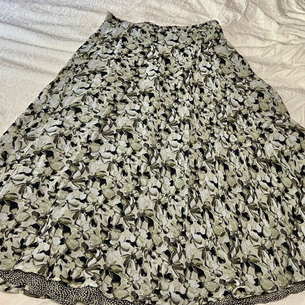 Reversible Floral & Dot Print Skirt — Elastic Waist